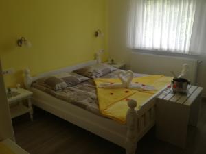 Gostišče Trobej_TROPOSTELJNA SOBA